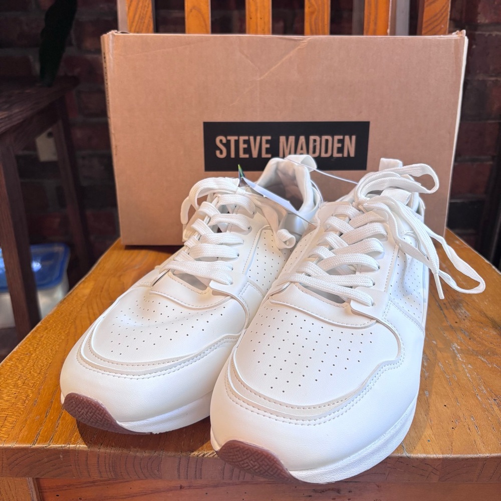 Steve Madden mens P-Sonny ortholite athleisure lightweight sneakers white 13
